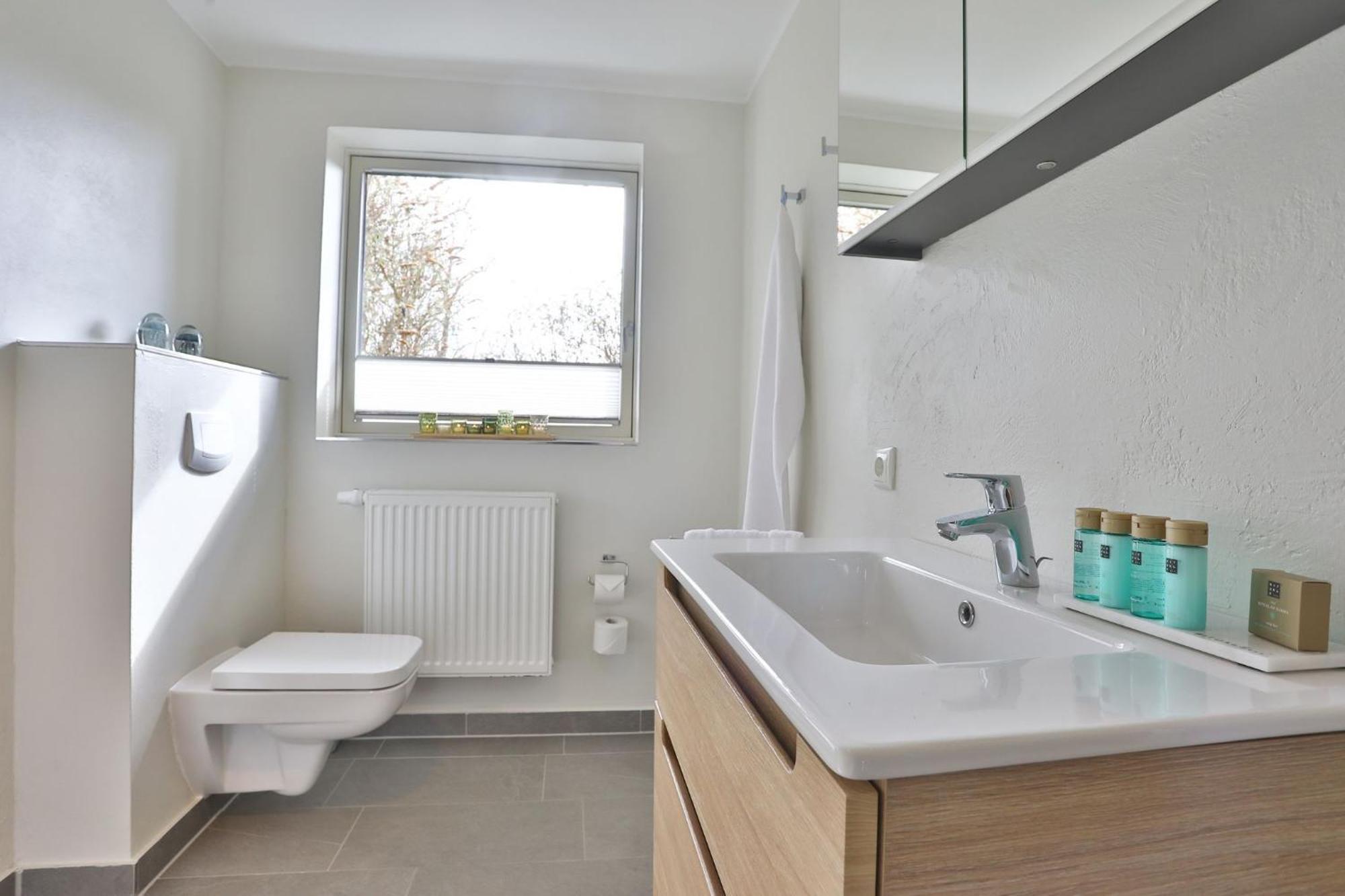 Ferienwohnung "Zur Rebe" Middelhagen Exterior foto
